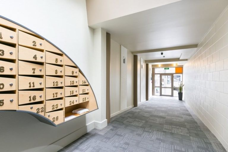 Photo of property in De Vere Apartments, 14/23 Tennyson Street, Te Aro, Wellington, 6011