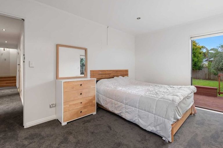 Photo of property in 29 Kennedy Avenue, Forrest Hill, Auckland, 0620