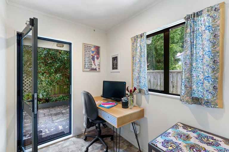 Photo of property in 23b Golf Road, Paraparaumu Beach, Paraparaumu, 5032