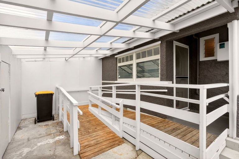 Photo of property in 106 Lincoln Road, Masterton, 5810