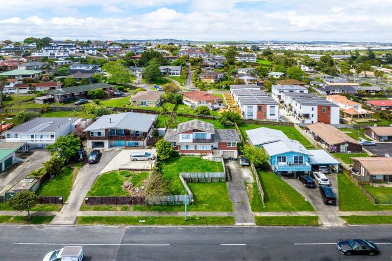 Photo of property in 9 Marriott Road, Pakuranga, Auckland, 2010