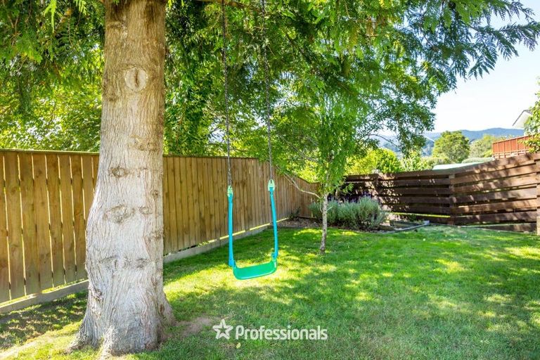 Photo of property in 58 Larchmont Grove, Totara Park, Upper Hutt, 5018