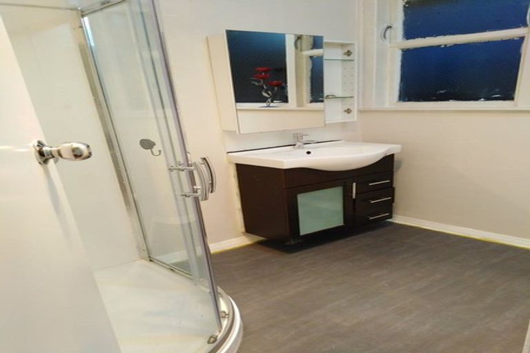 Photo of property in 43 Justine Street, Cannons Creek, Porirua, 5024