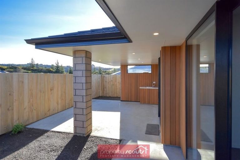 Photo of property in 6 Tate Crescent, Green Island, Dunedin, 9018