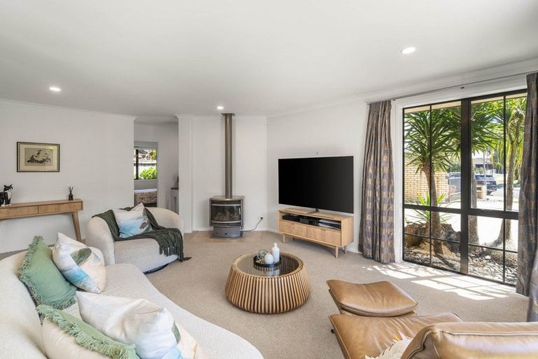 Photo of property in 9 Carrington Drive, Papamoa Beach, Papamoa, 3118