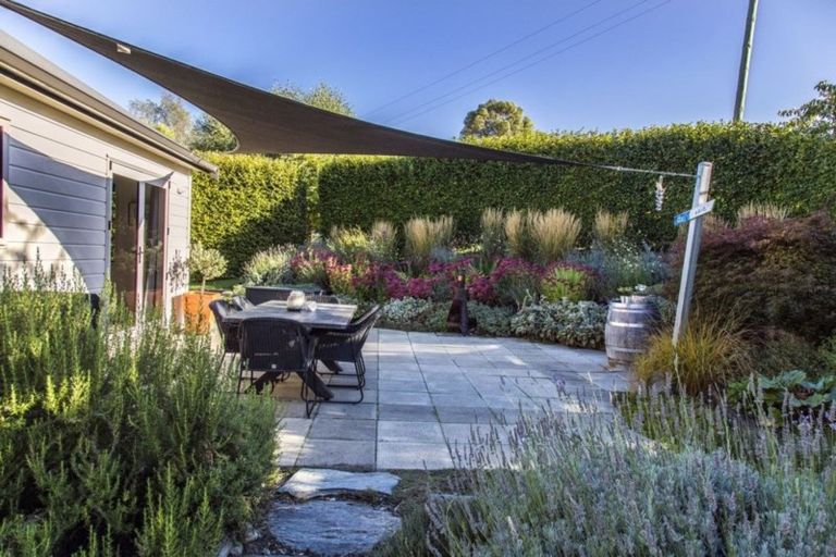 Photo of property in 8 Short Street, Bannockburn, Cromwell, 9384