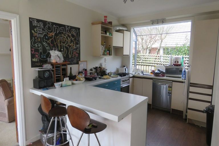 Photo of property in 12 Montana Avenue, Ilam, Christchurch, 8041