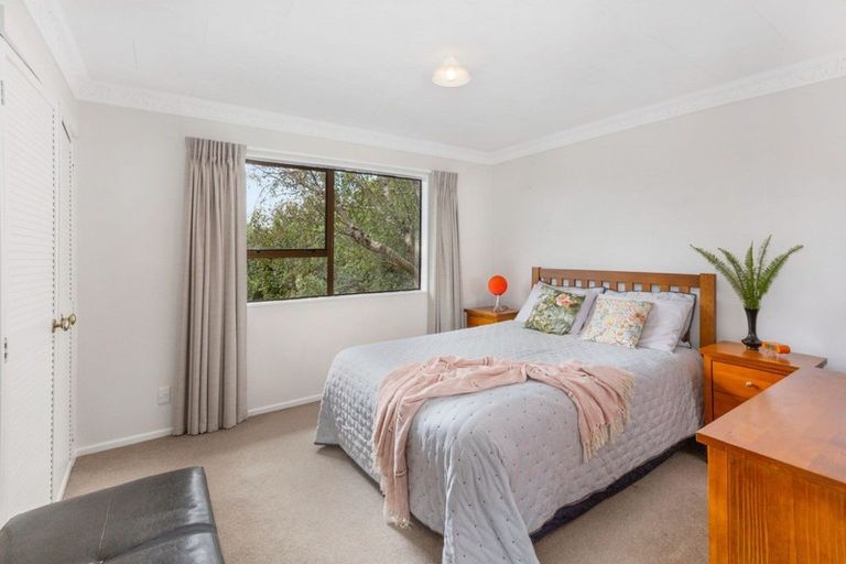 Photo of property in 16 Transom Close, Whitby, Porirua, 5024