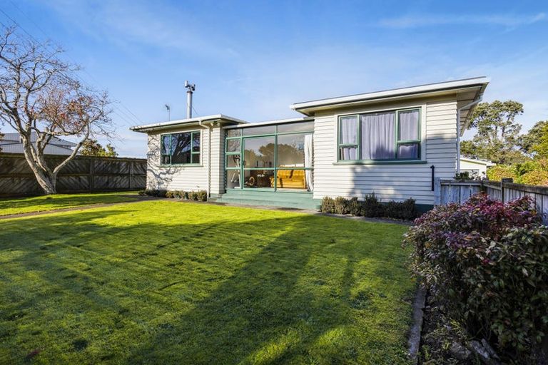 Photo of property in 351 South Road, Hawera, 4674