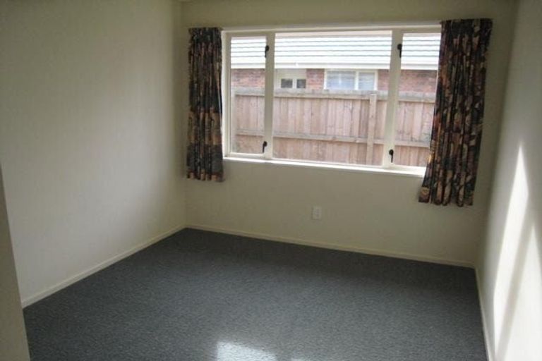 Photo of property in 14 Kydd Lane, Hornby, Christchurch, 8042