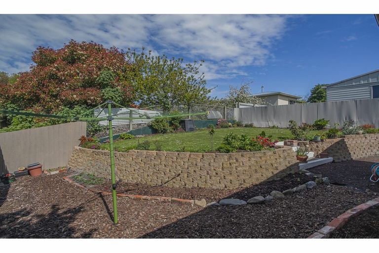 Photo of property in 2/92 Arthur Street, Seaview, Timaru, 7910