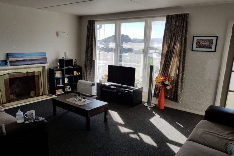 Photo of property in 56 Te Pene Avenue, Titahi Bay, Porirua, 5022