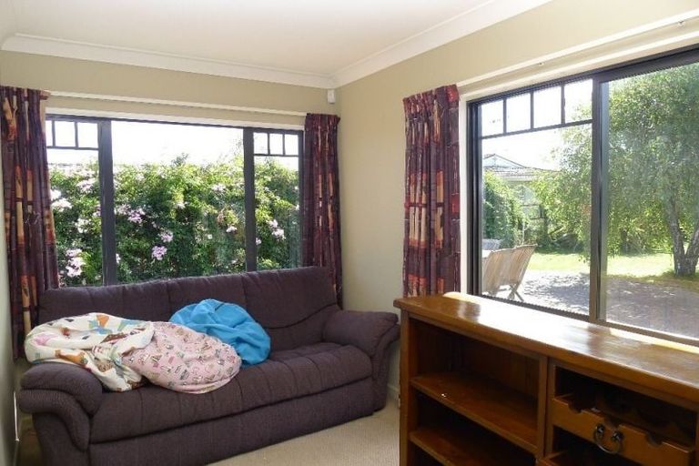 Photo of property in 36 Waerenga Road, Otaki, 5512