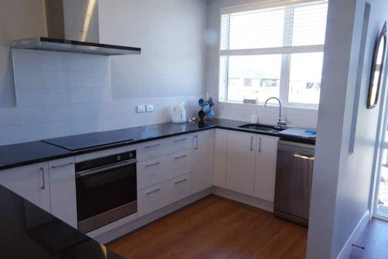 Photo of property in 25 Dow Square, Wigram, Christchurch, 8025