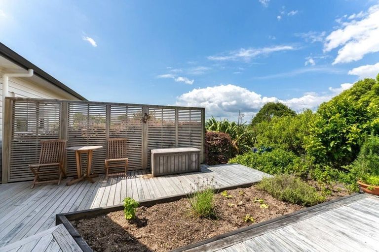 Photo of property in 5 Pondview Lane, Waimauku, 0812