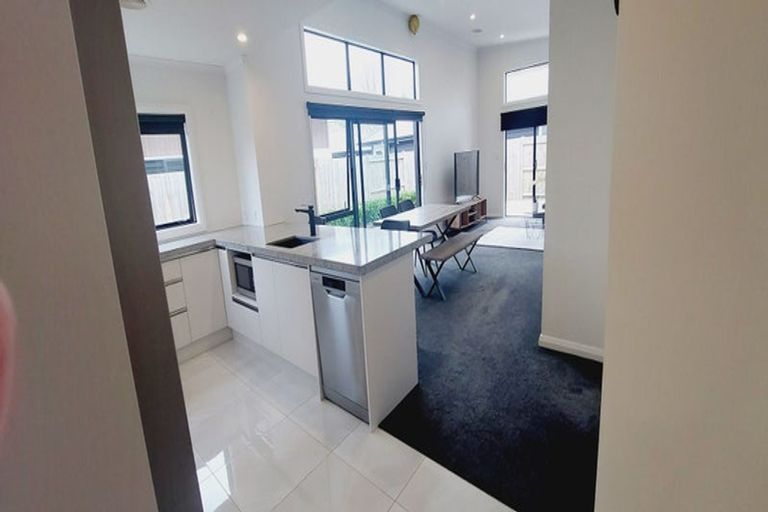 Photo of property in 99c Linton Street, West End, Palmerston North, 4410