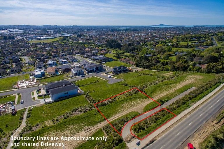 Photo of property in 210 Point View Drive, East Tamaki Heights, Auckland, 2016