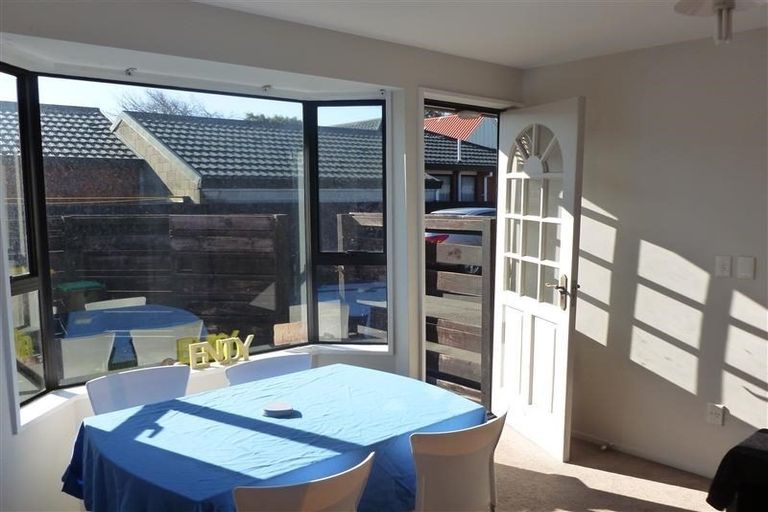 Photo of property in 98a Picton Avenue, Riccarton, Christchurch, 8011