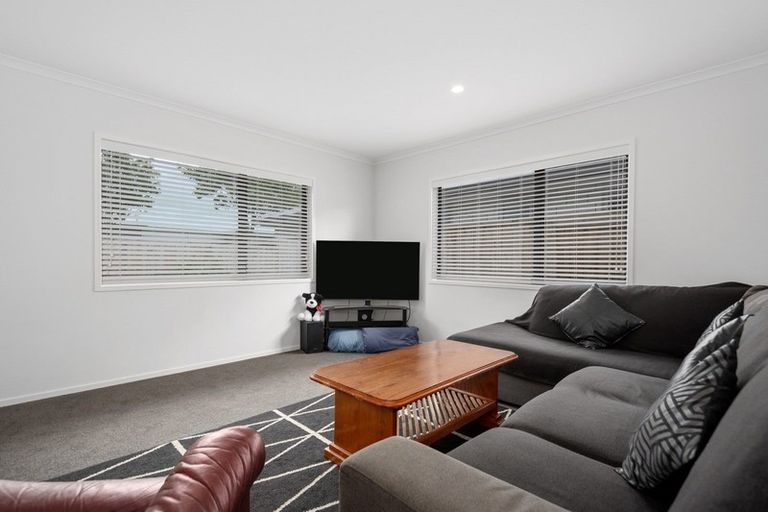 Photo of property in 56 Marion Crescent, Papamoa Beach, Papamoa, 3118