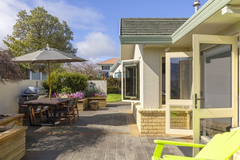 Photo of property in 2/50 Logan Avenue, Wharewaka, Taupo, 3330