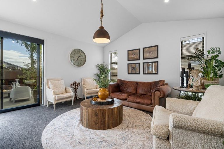 Photo of property in 6 Charlotte Drive, Omokoroa, 3114