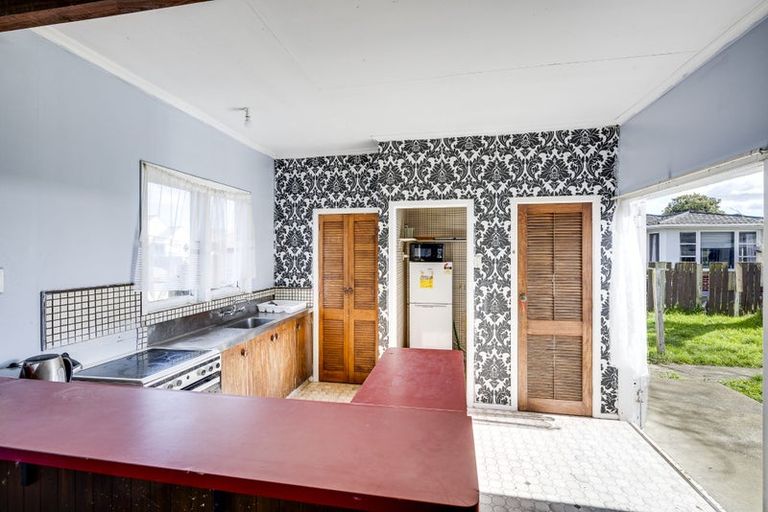 Photo of property in 511 Jervois Street, Mayfair, Hastings, 4122