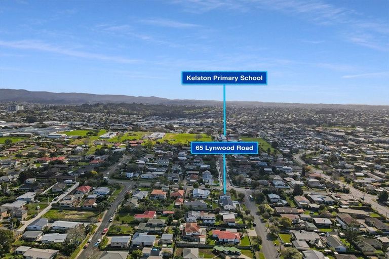 Photo of property in 65 Lynwood Road, New Lynn, Auckland, 0600