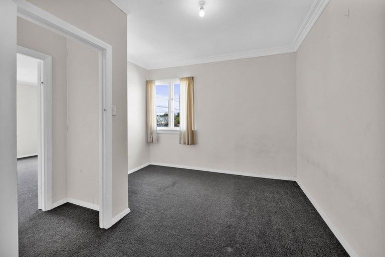 Photo of property in 9 Caplen Street, Hawera, 4610