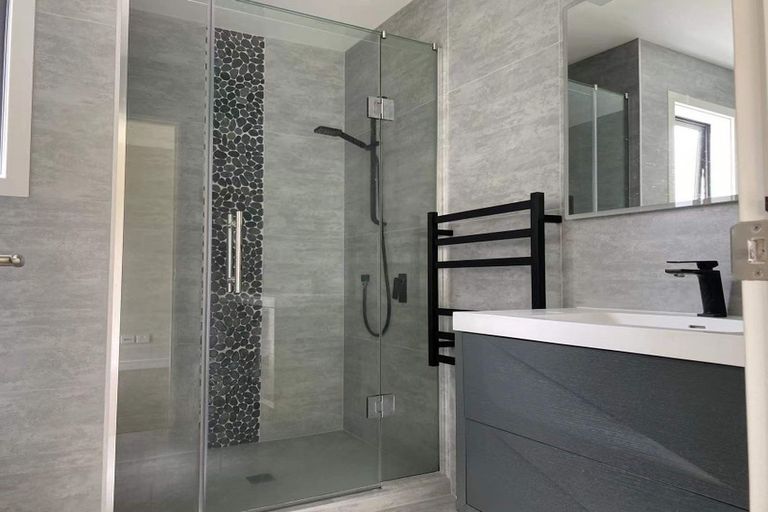 Photo of property in 65 Kennedy Avenue, Forrest Hill, Auckland, 0620