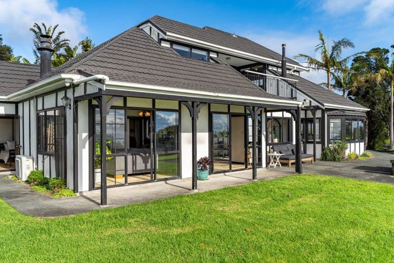 Photo of property in 1052 Cove Road, Langs Beach, Waipu, 0582