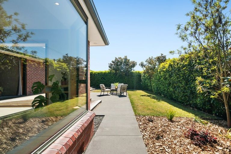 Photo of property in 11 Glenmore Avenue, Casebrook, Christchurch, 8051