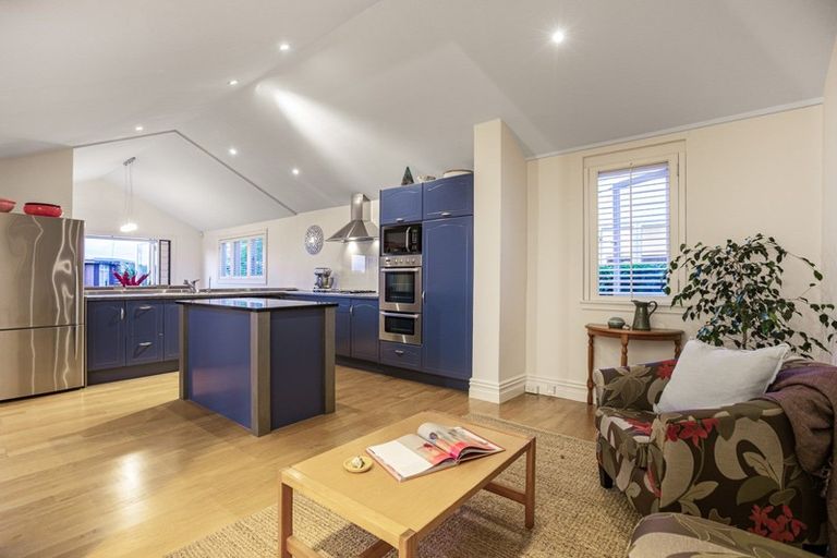 Photo of property in 85 Albert Road, Devonport, Auckland, 0624