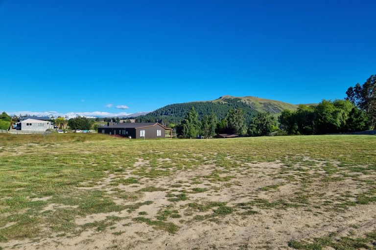 Photo of property in 11 Rodman Lane, Lake Tekapo, 7999