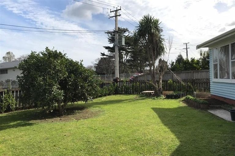 Photo of property in 1/6 Hunua Road, Papakura, 2110