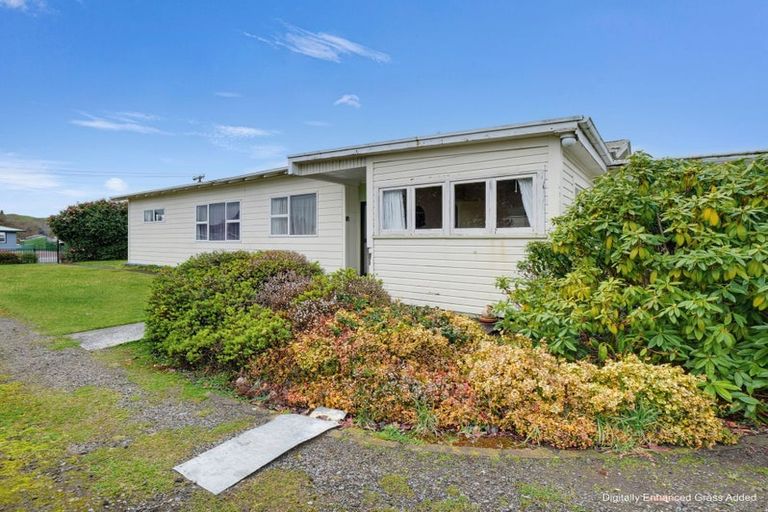 Photo of property in 50 Pitt Street, Raetihi, 4632