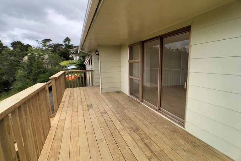 Photo of property in 63 Verran Road, Birkenhead, Auckland, 0626