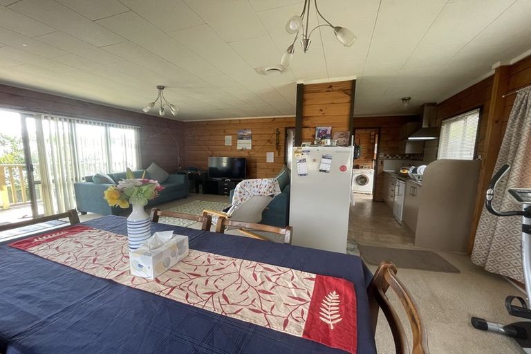 Photo of property in 2/64 Glennandrew Drive, Half Moon Bay, Auckland, 2012