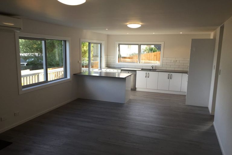 Photo of property in 1/54 Carlisle Road, Browns Bay, Auckland, 0630