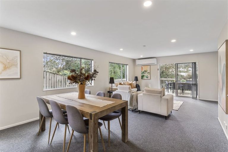 Photo of property in 49f Lancaster Road, Beach Haven, Auckland, 0626