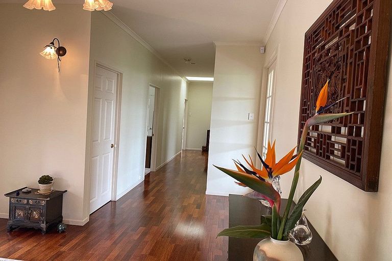 Photo of property in 14-18 Chester Avenue, Greenhithe, Auckland, 0632