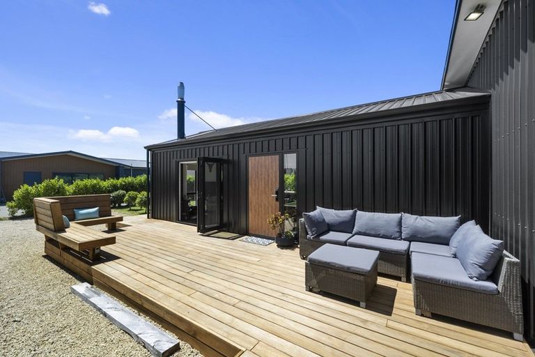 Photo of property in 6 Tuscan Lane, Martinborough, 5711