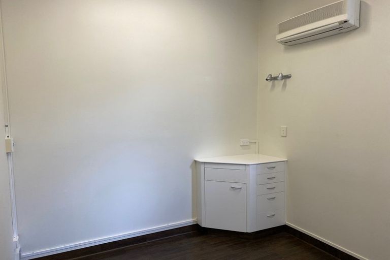 Photo of property in 146 Hinemoa Street, Birkenhead, Auckland, 0626