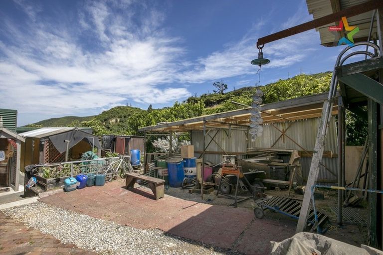 Photo of property in 16 Hugh Duncan Street, Haywards, Lower Hutt, 5018