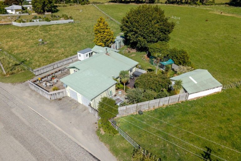 Photo of property in 223 Tutaekara Road, Pahiatua, 4987