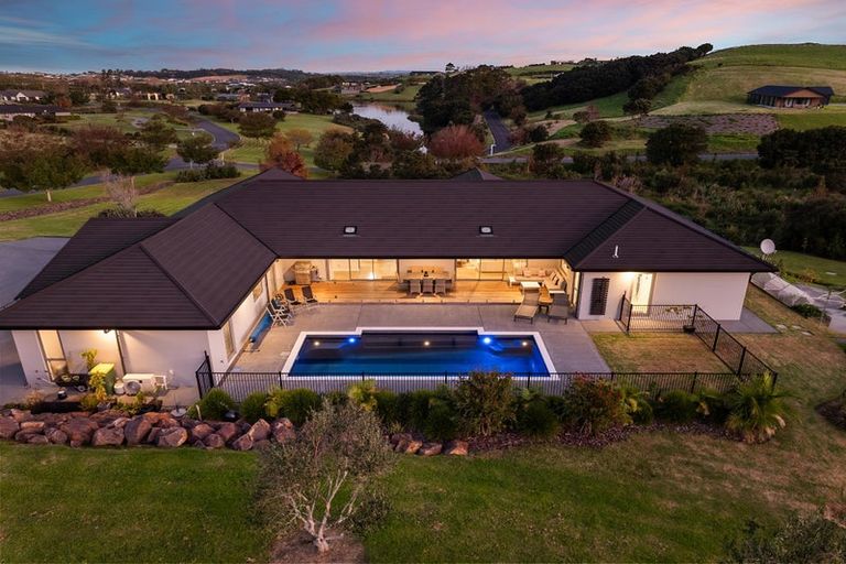 Photo of property in 53 Robert Hastie Drive, Mangawhai, 0573