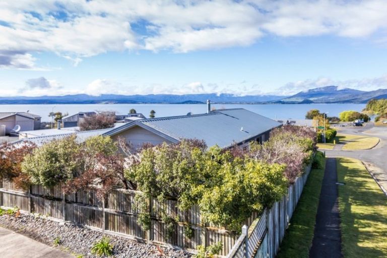 Photo of property in 1 Te Ariki Drive, Kuratau, Turangi, 3381