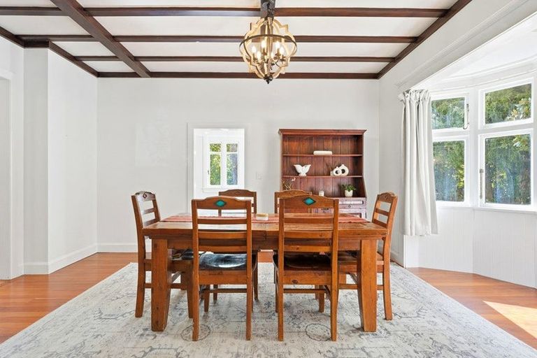 Photo of property in 5 Parkes Avenue, Saint Johns Hill, Whanganui, 4501