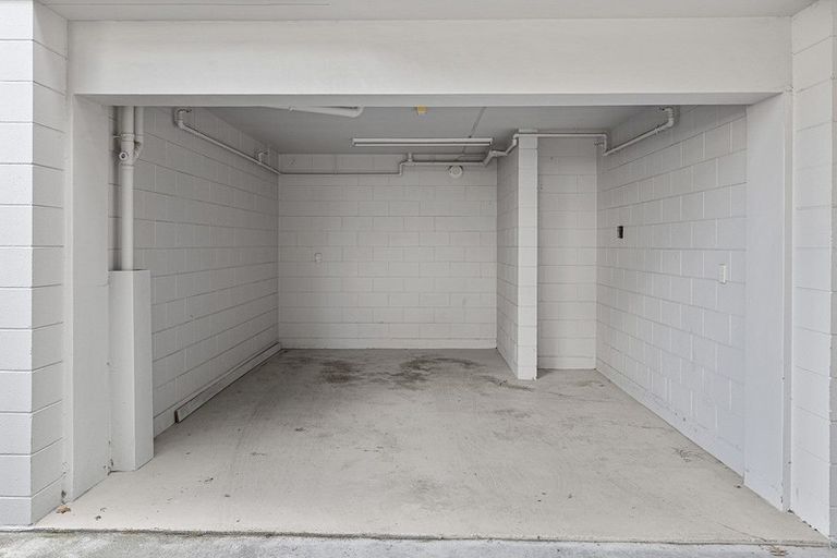 Photo of property in 2/32 Cashel Street, Christchurch Central, Christchurch, 8013