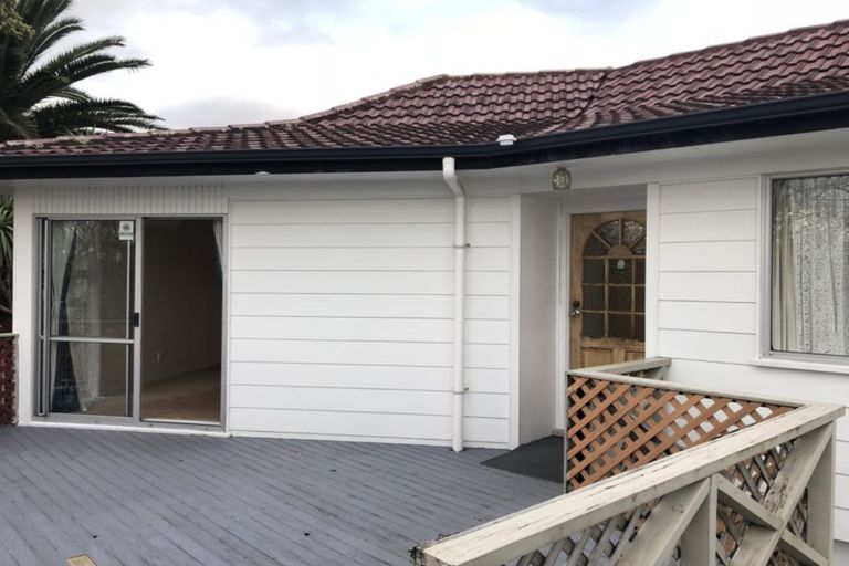 Photo of property in 58 Everglade Drive, Goodwood Heights, Auckland, 2105