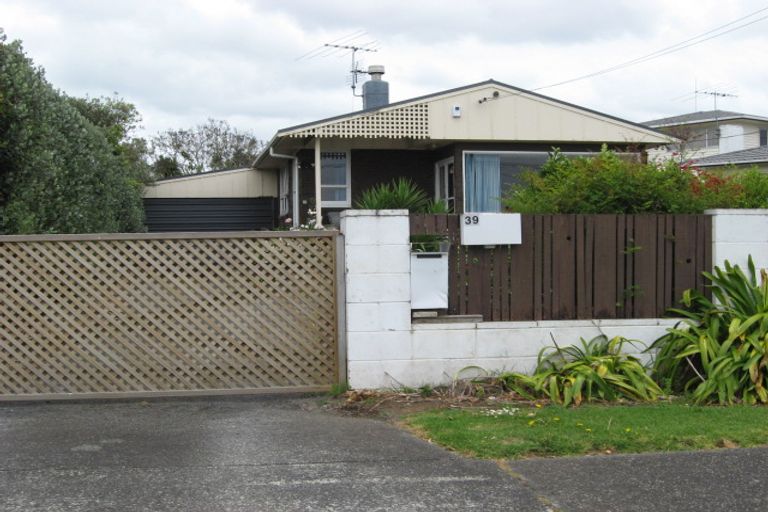 Photo of property in 39 Boyd Avenue, Mangere Bridge, Auckland, 2022